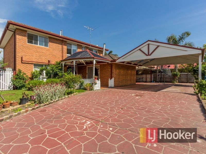 132 Hinrichsen Drive, Hallam VIC 3803