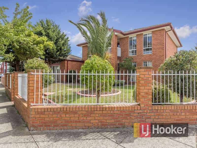 132 Hinrichsen Drive, Hallam VIC 3803