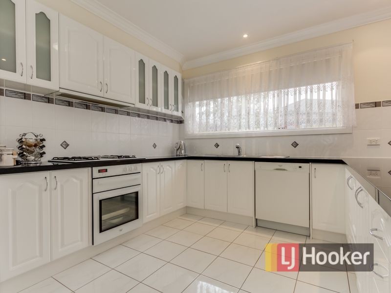 7 Sheffield Court, Narre Warren South VIC 3805