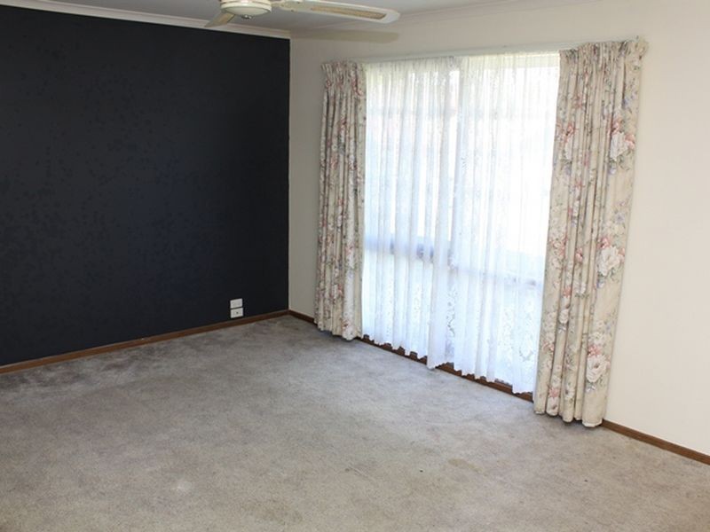 53 Edeys Run, Hampton Park VIC 3976