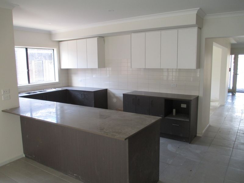 3 Corvette Avenue, Cranbourne East VIC 3977