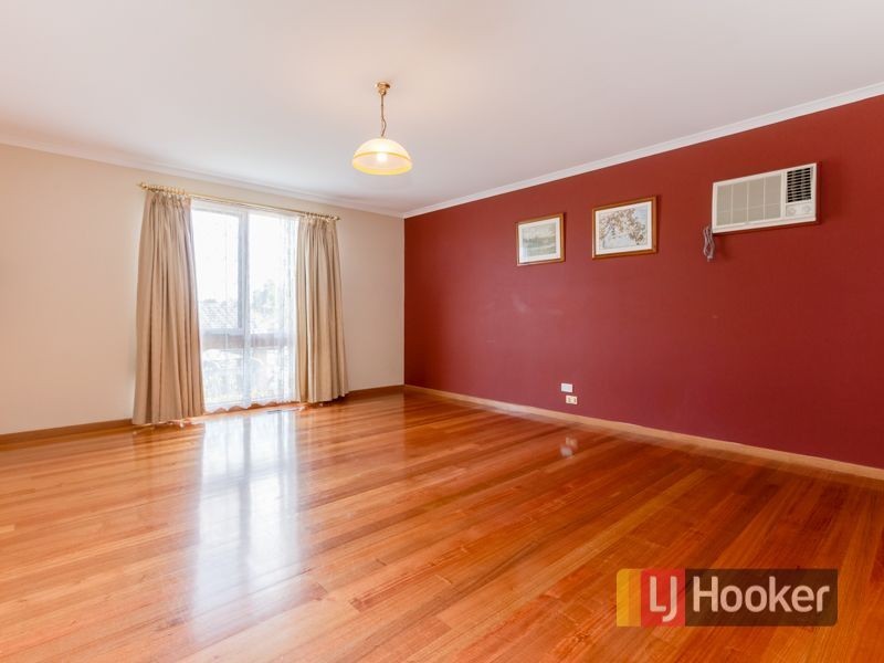 3 Beckington Crescent, Hampton Park VIC 3976