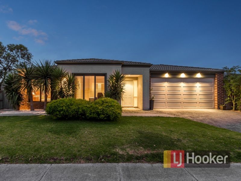 10 Danby Court, Cranbourne North VIC 3977