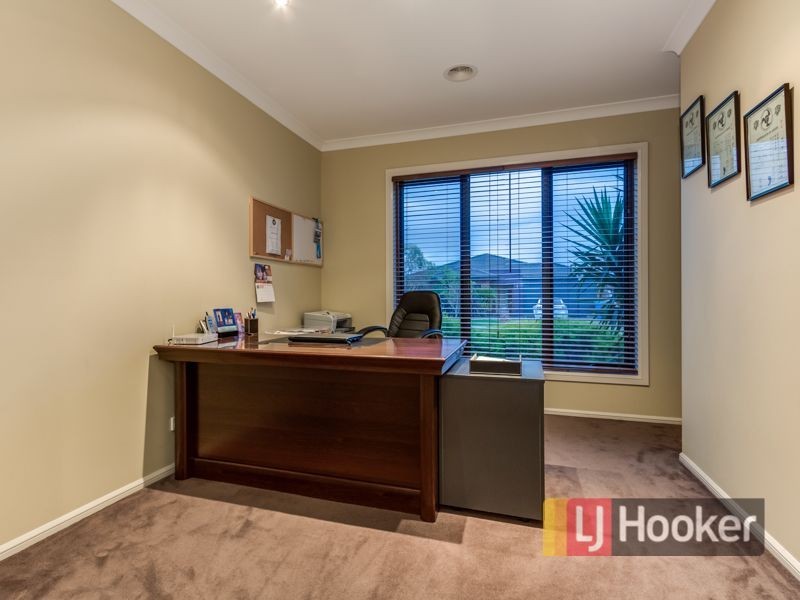 10 Danby Court, Cranbourne North VIC 3977