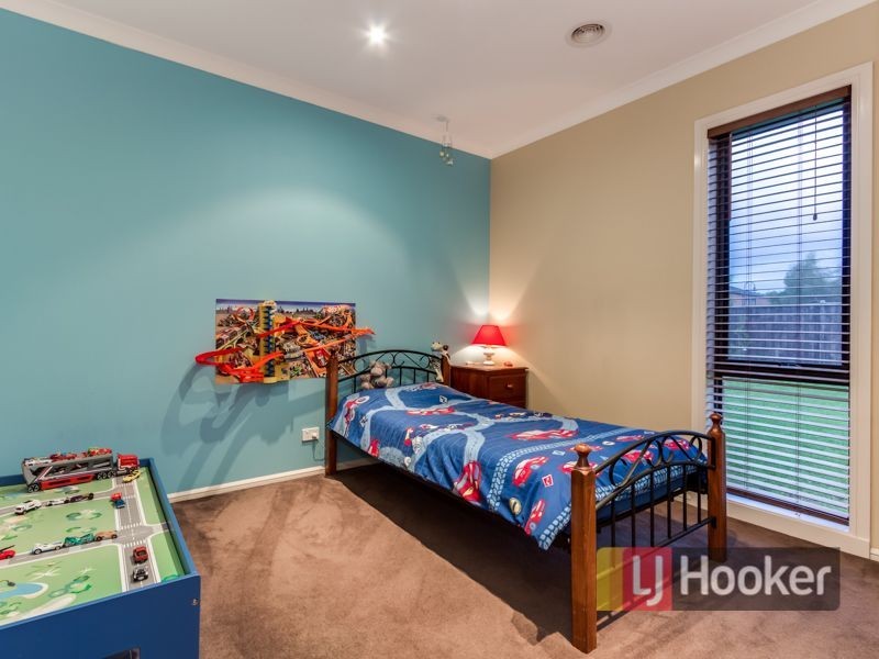 10 Danby Court, Cranbourne North VIC 3977