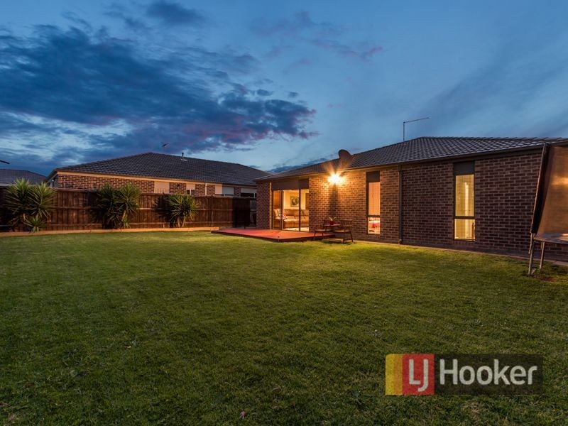 10 Danby Court, Cranbourne North VIC 3977
