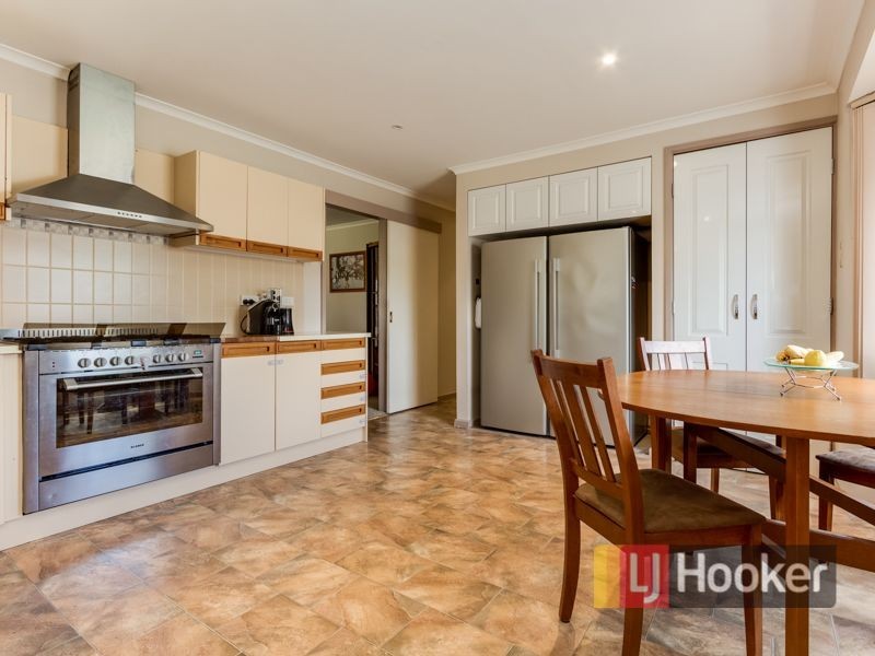 17 Hazeldean Court, Hampton Park VIC 3976