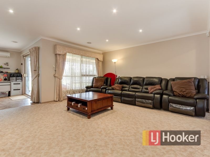 17 Hazeldean Court, Hampton Park VIC 3976