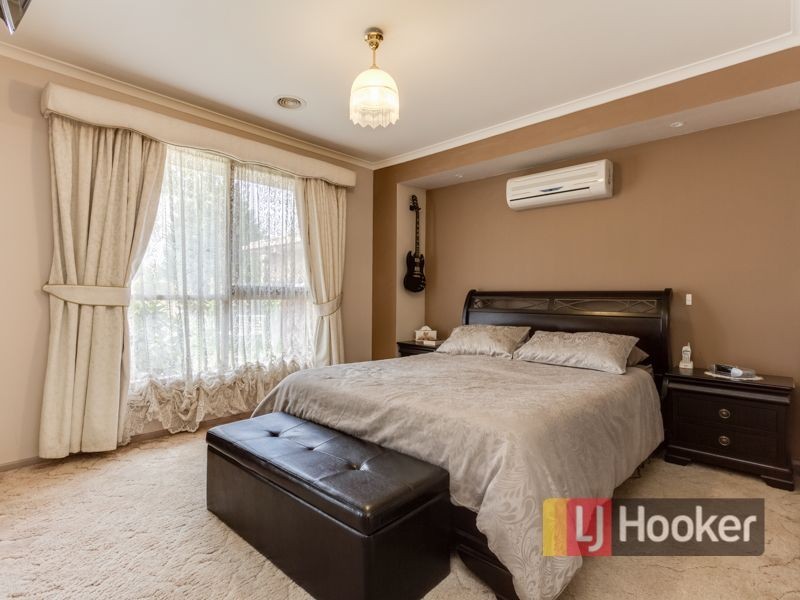 17 Hazeldean Court, Hampton Park VIC 3976