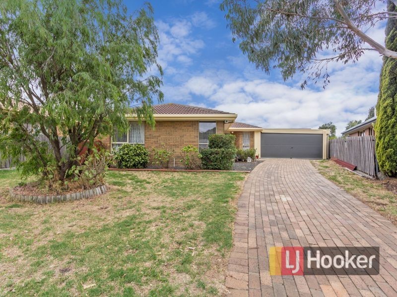 17 Hazeldean Court, Hampton Park VIC 3976
