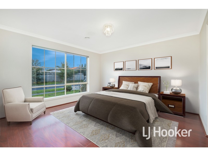 27 Kingston Avenue, Narre Warren South VIC 3805