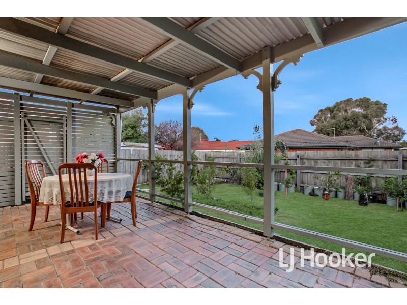 4 Cypress Close, Hampton Park VIC 3976