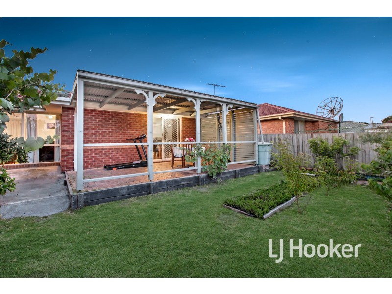 4 Cypress Close, Hampton Park VIC 3976