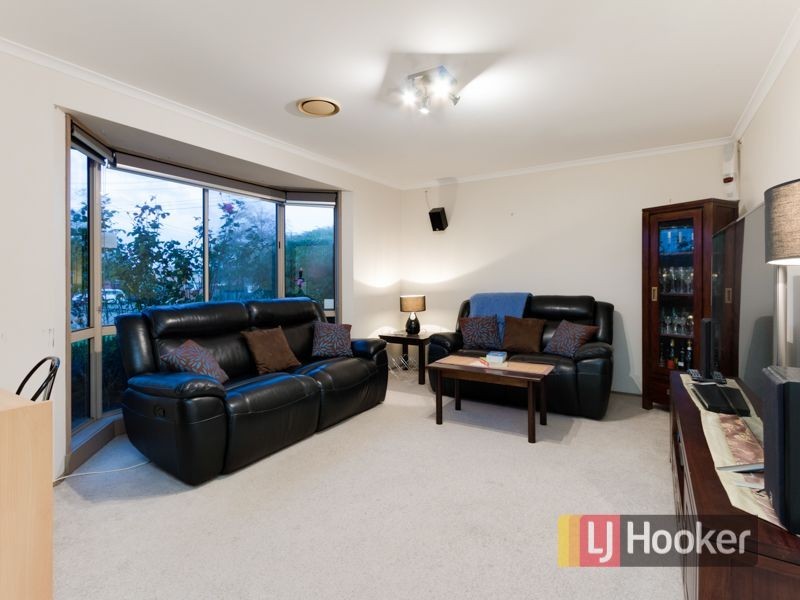 23 Pinnacle Way, Hampton Park VIC 3976
