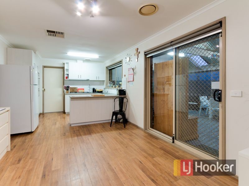 23 Pinnacle Way, Hampton Park VIC 3976