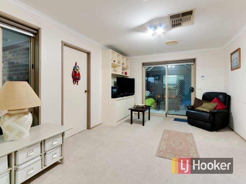23 Pinnacle Way, Hampton Park VIC 3976