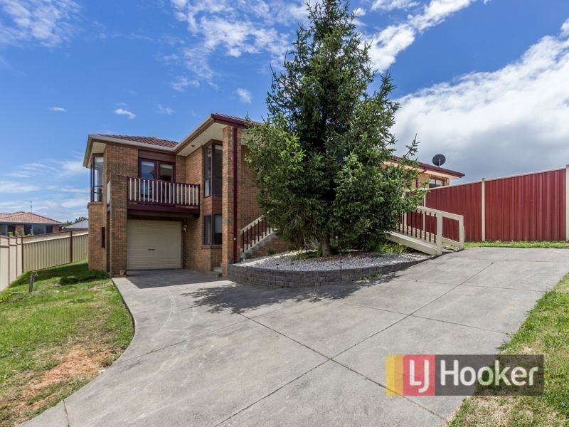 17 Amberley Park Drive, Narre Warren South VIC 3805