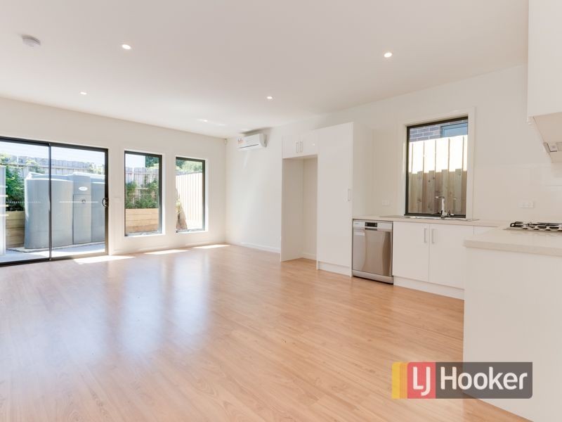 3/10 Myrtle Grove, Doveton VIC 3177