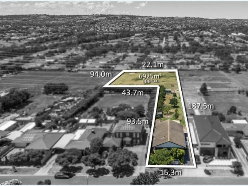 39 George Chudleigh Drive, Hallam VIC 3803