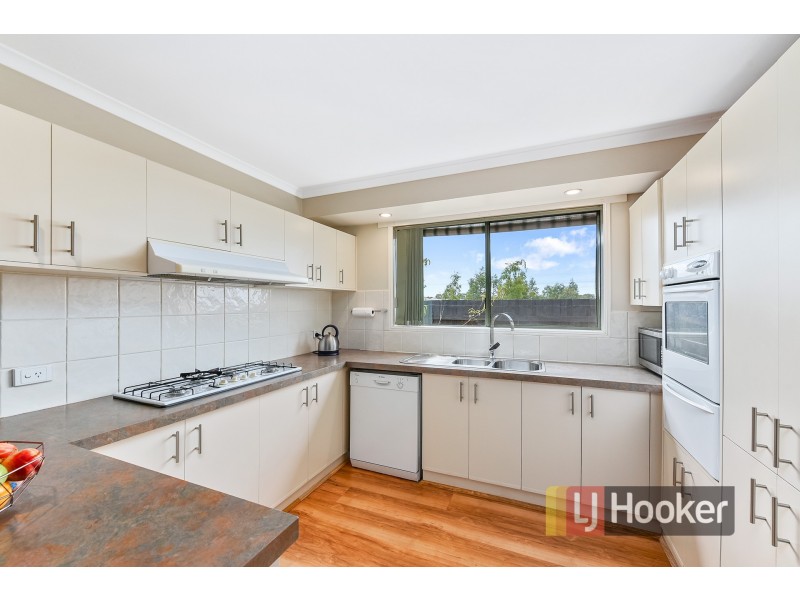 4 Bellflower Place, Hampton Park VIC 3976