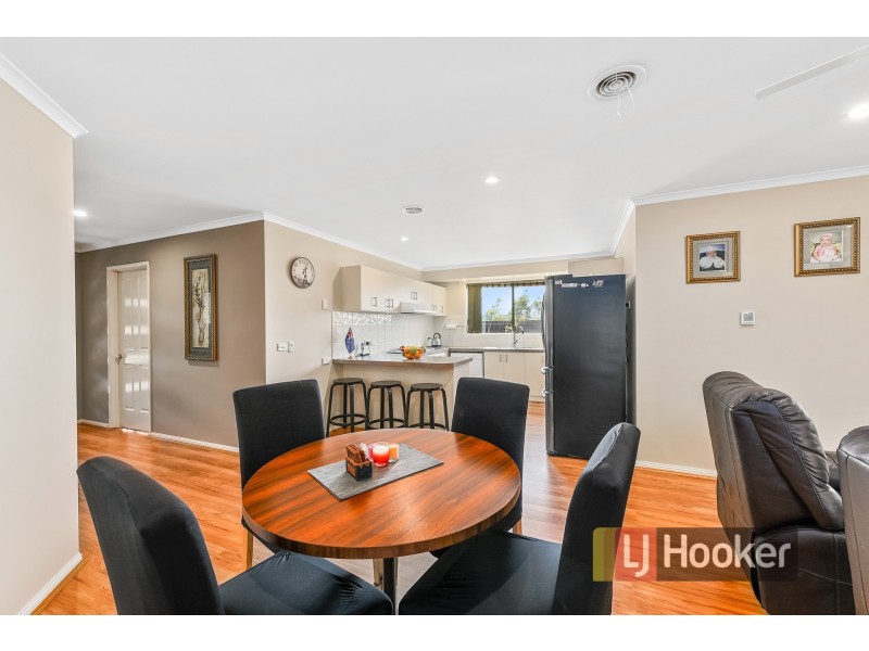 4 Bellflower Place, Hampton Park VIC 3976