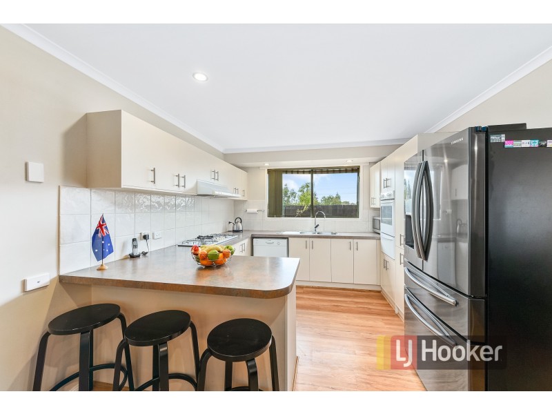 4 Bellflower Place, Hampton Park VIC 3976