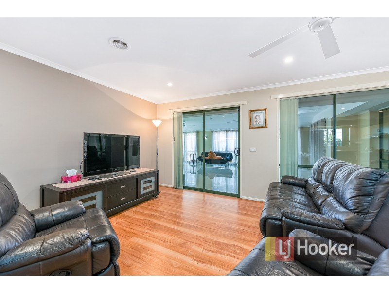 4 Bellflower Place, Hampton Park VIC 3976