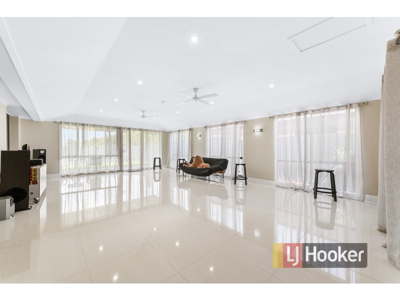 4 Bellflower Place, Hampton Park VIC 3976