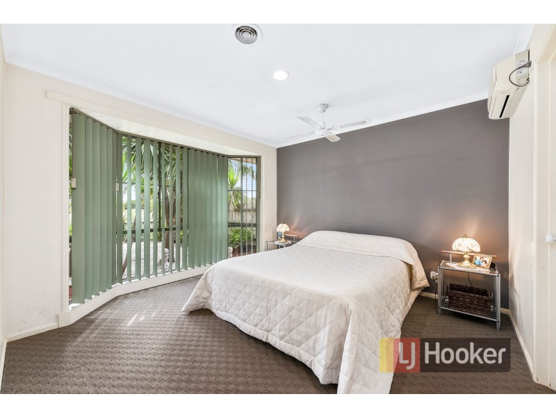 4 Bellflower Place, Hampton Park VIC 3976