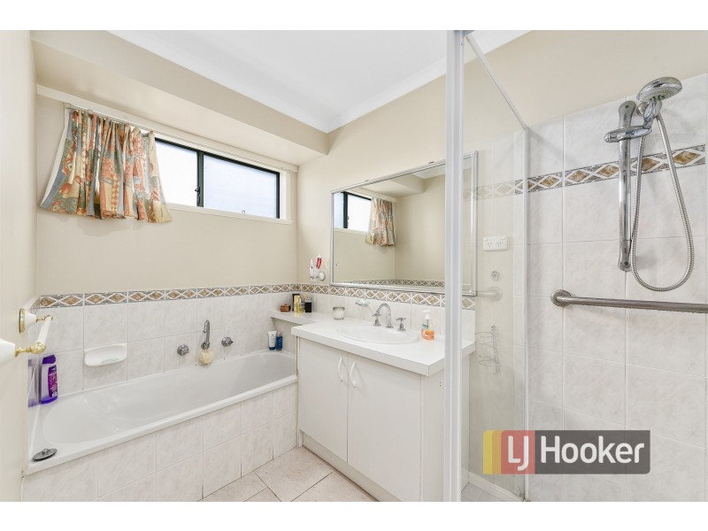 4 Bellflower Place, Hampton Park VIC 3976