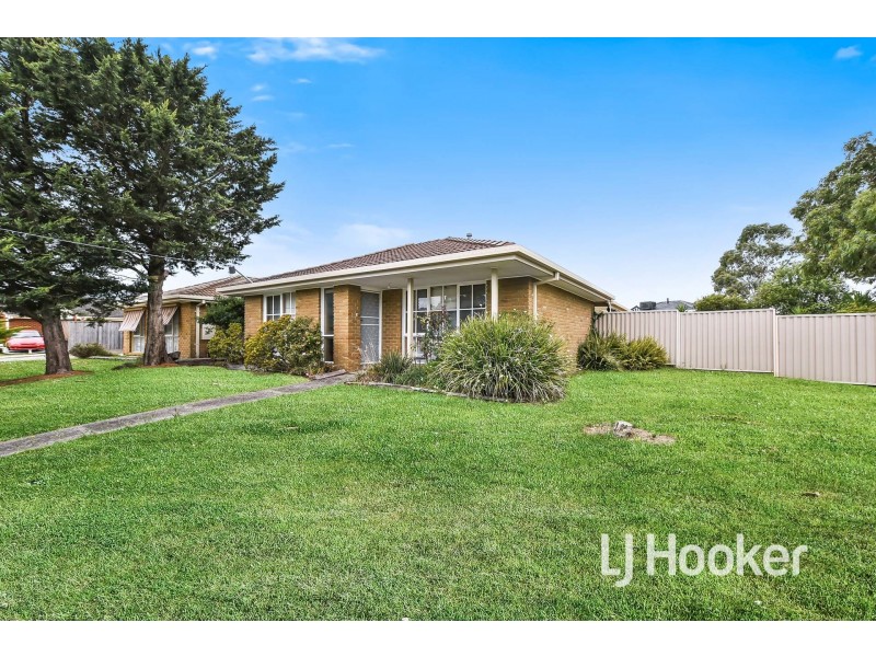 26 Benambra Way, Hampton Park VIC 3976