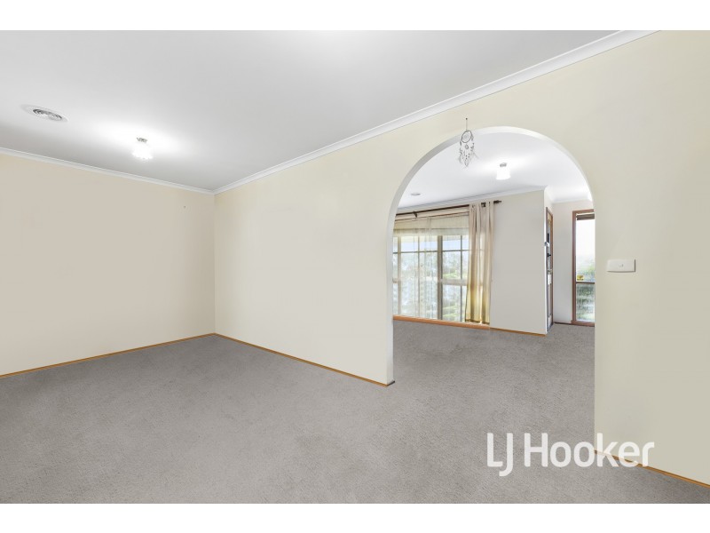 26 Benambra Way, Hampton Park VIC 3976