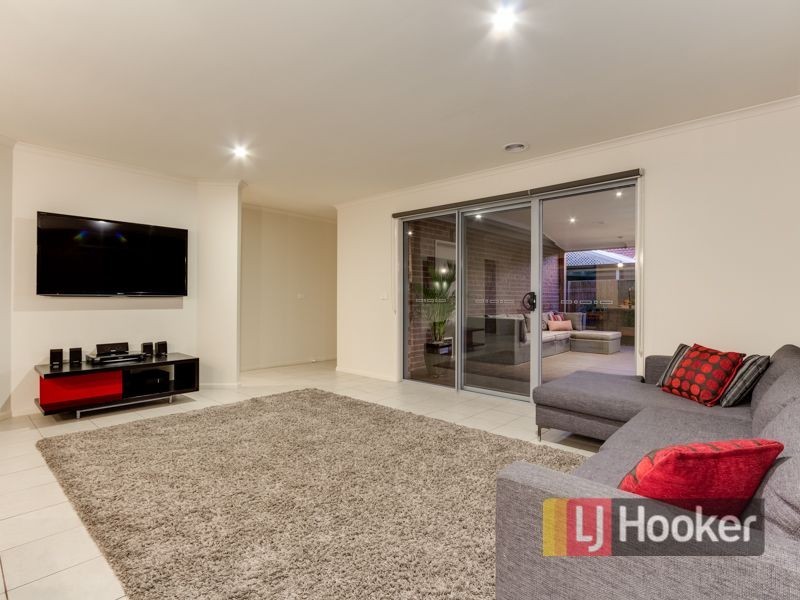 7 Melington Drive, Lyndhurst VIC 3975