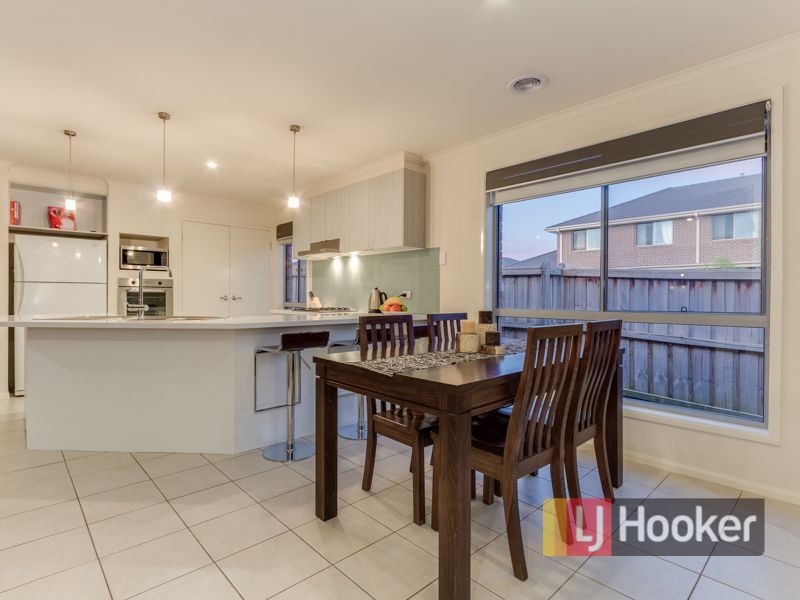 7 Melington Drive, Lyndhurst VIC 3975