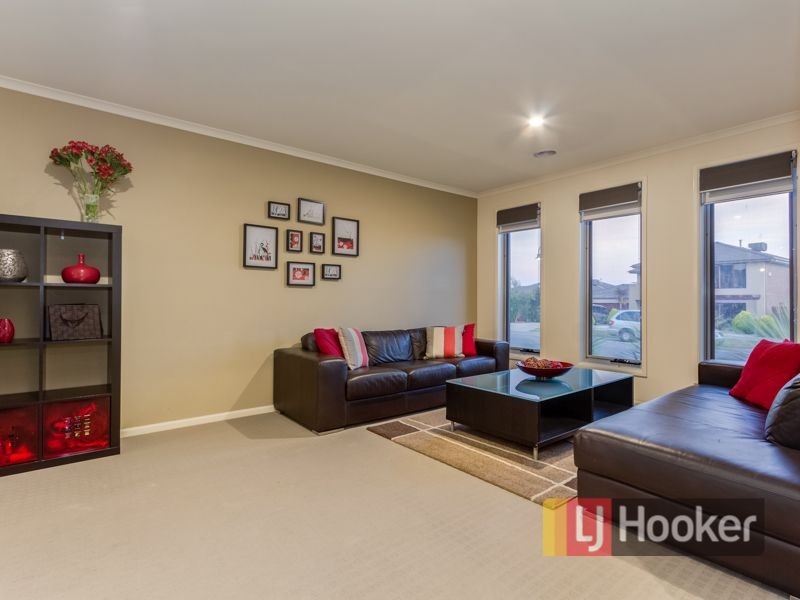 7 Melington Drive, Lyndhurst VIC 3975