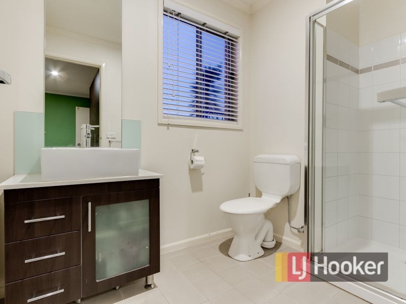 7 Melington Drive, Lyndhurst VIC 3975