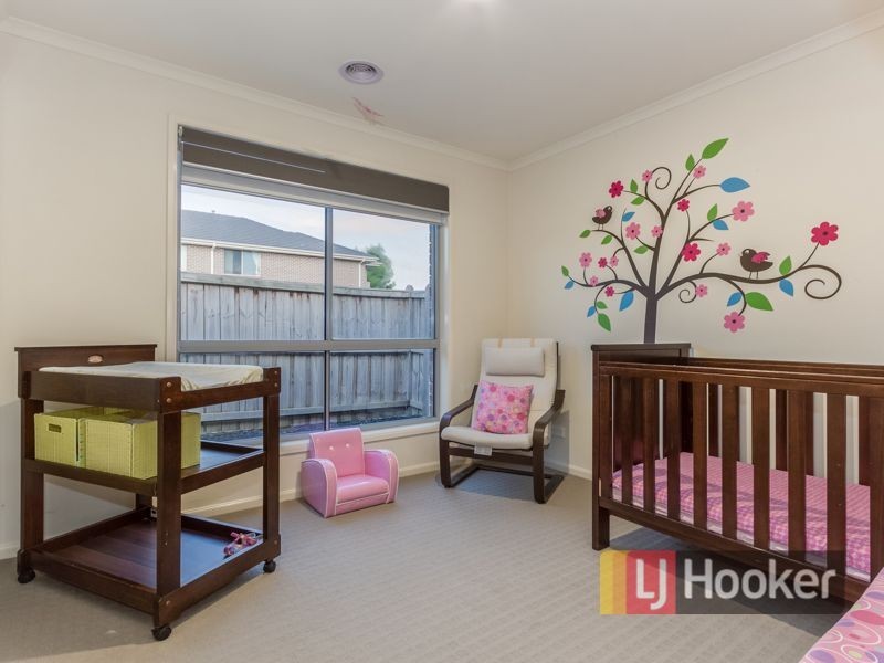 7 Melington Drive, Lyndhurst VIC 3975