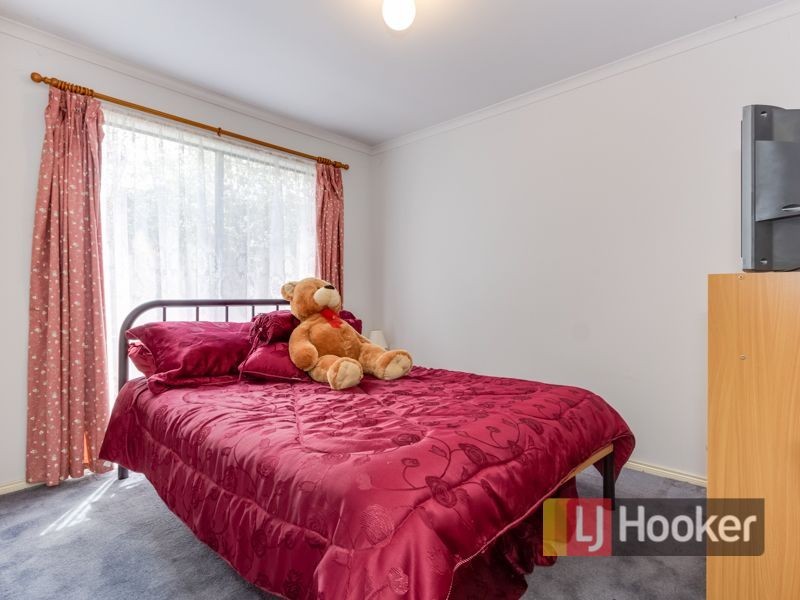 10 Keystone Court, Lynbrook VIC 3975