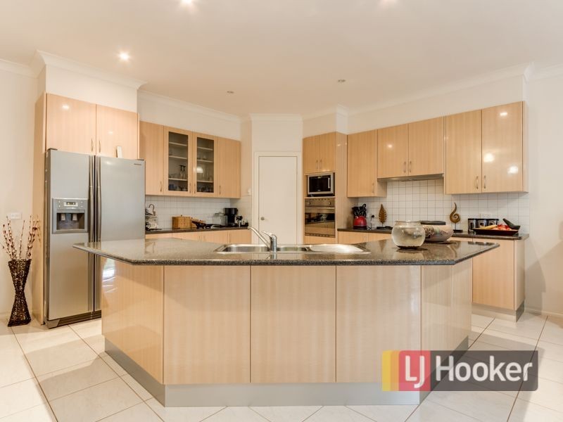 2 Sherbrook Court, Narre Warren South VIC 3805