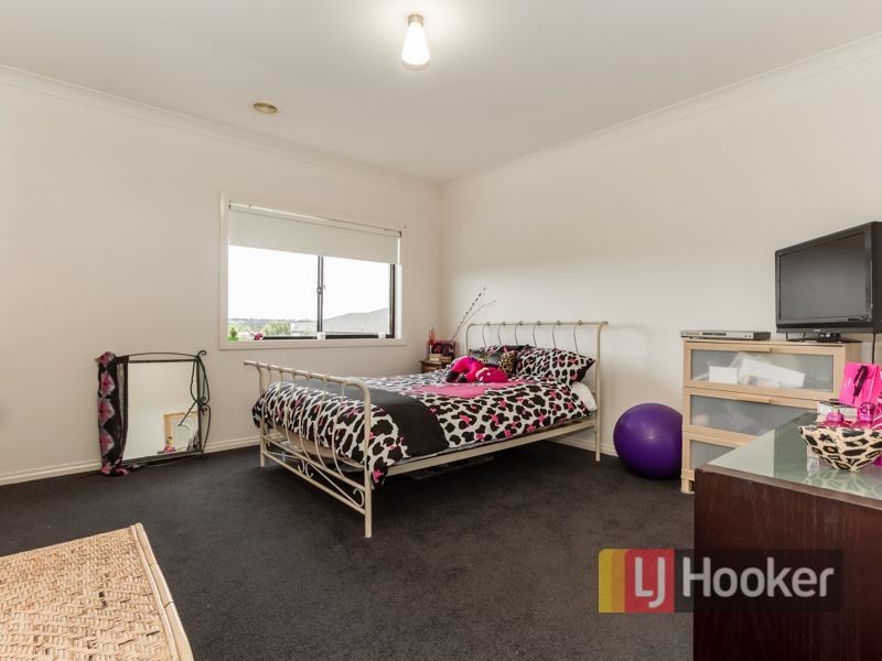 2 Sherbrook Court, Narre Warren South VIC 3805