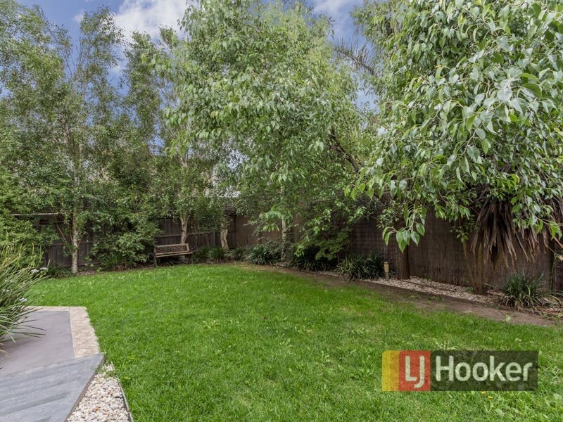 2 Sherbrook Court, Narre Warren South VIC 3805