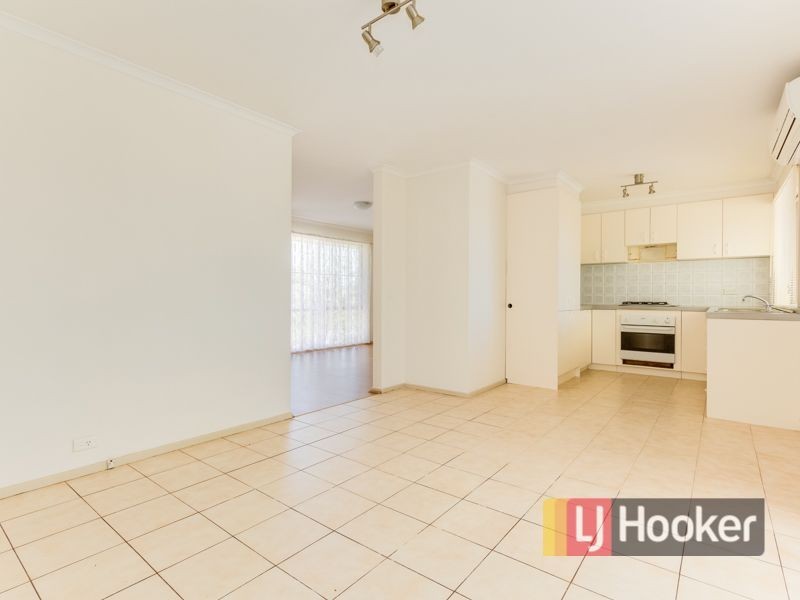 18 Greenhill Rise, Hampton Park VIC 3976