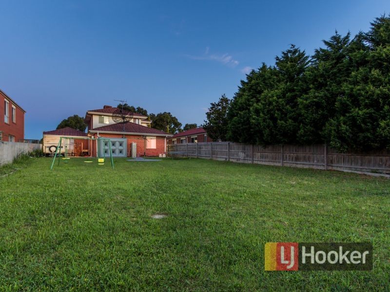 15 Horton Drive, Hampton Park VIC 3976