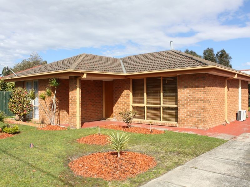 55 Meredith Cres, Hampton Park VIC 3976