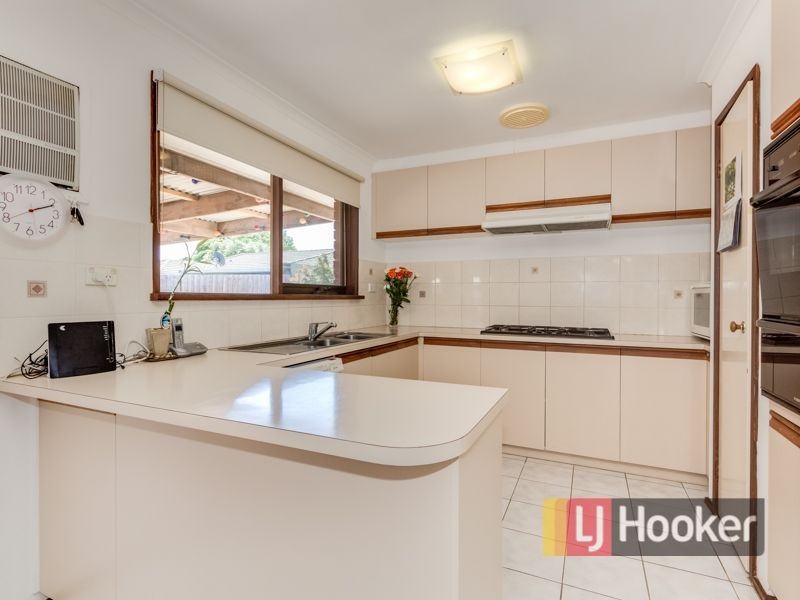 21 Pinnacle Way, Hampton Park VIC 3976