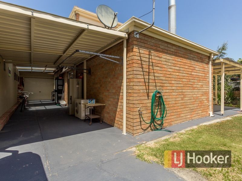 24 Valley View Rise, Hampton Park VIC 3976