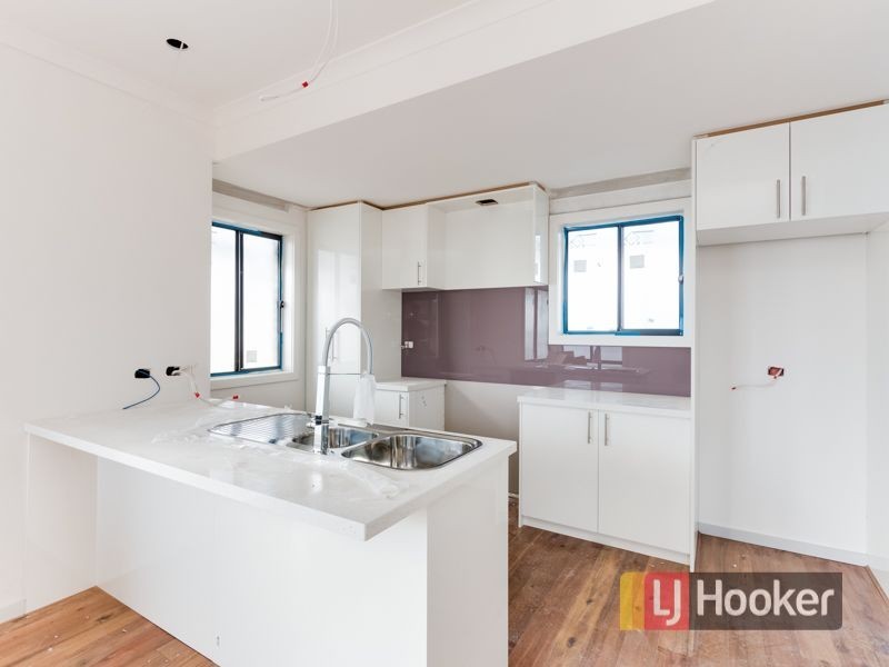 4/32 Millswyn Avenue, Hampton Park VIC 3976