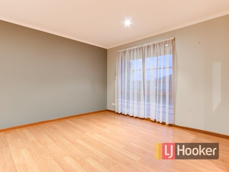 12 Simon Court, Hampton Park VIC 3976