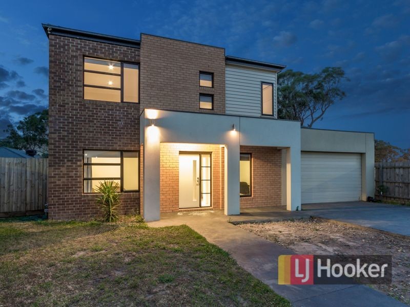 30 Aisbett Close, Lynbrook VIC 3975