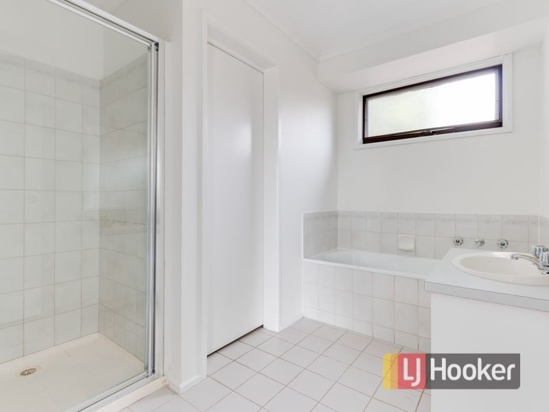 16 Bradley Court, Hampton Park VIC 3976